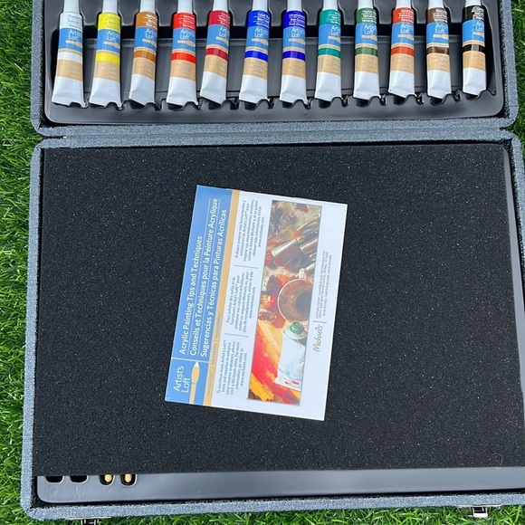 ARTIST’S LOFT Painting Set - Picture 7 of 7